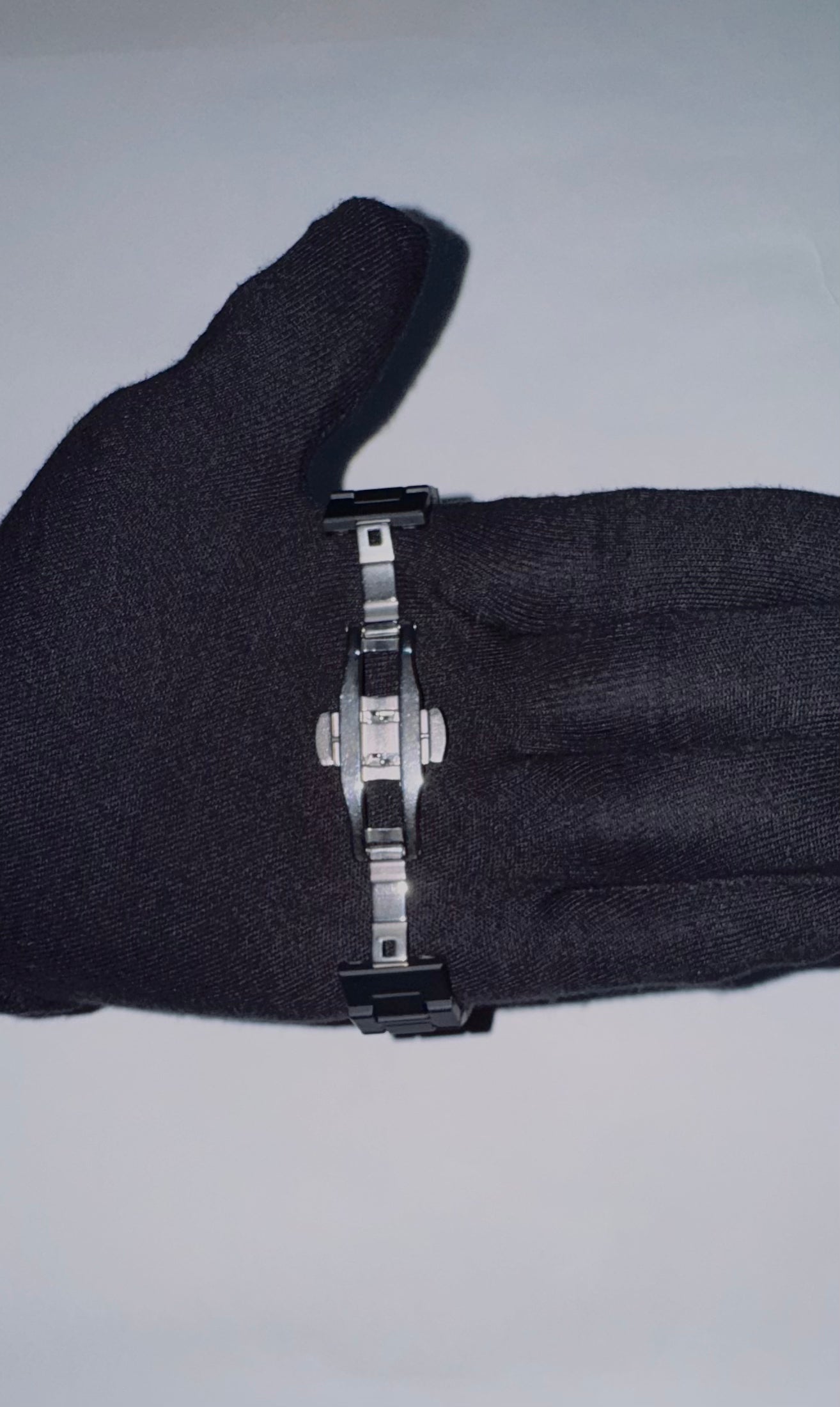 Arabic Aura Watch